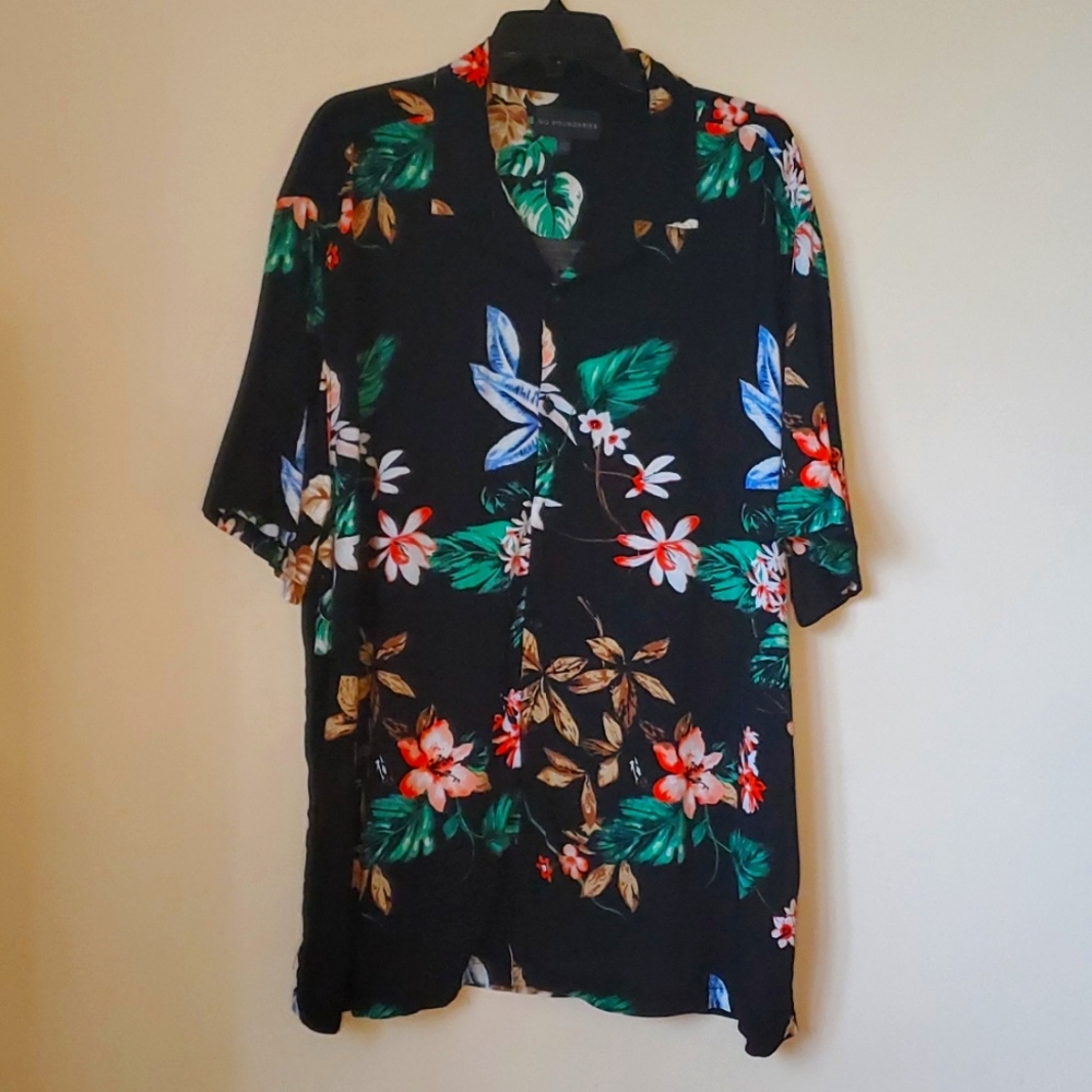 No Boundaries Hawaiian Short Sleeve Shirt, Size 2XL